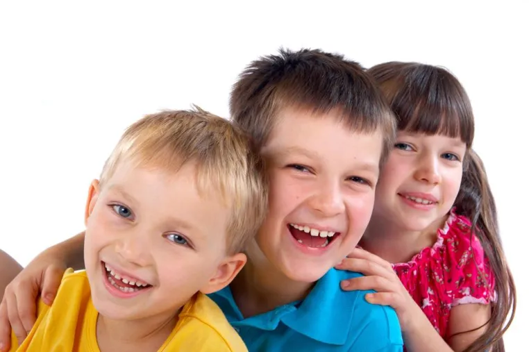Kostenfalle Kieferorthopädie. Kinder-Zahntarif von Zahnversicherung Aktuell spart langfristig bares Geld. Bild: Kostenfalle Kieferorthopädie. Kinder-Zahntarif von Zahnversicherung Aktuell spart langfristig bares Geld.
