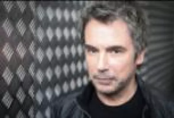 Bild: Jean-Michel Jarre spielt zwei Open Air Shows in Deutschland - jetzt auf myticket.de Tickets sichern!