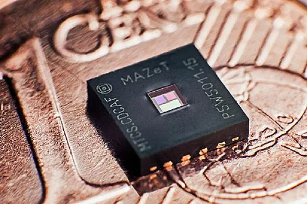 Bild: Sensor+Test 2016: MAZeT präsentiert neuen JENCOLOR®-Farbsensor für Lichtanwendungen