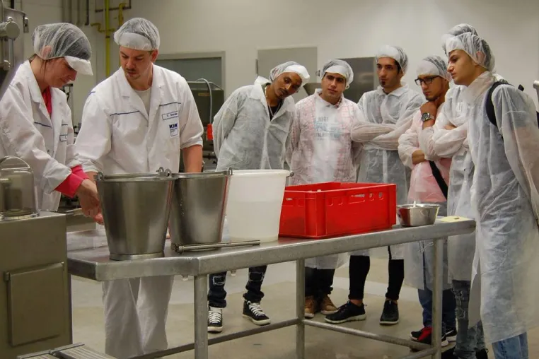 Bild: Qualifizierungsmaßnahme für Flüchtlinge: Einstieg in die Lebensmittelindustrie