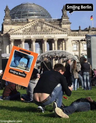 Bild: „Smiling Berlin Verlag, gegründet vom Lübecker Lasse Walter, zieht von der Berliner in die Lübecker Straße.“
