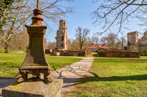 Bild: Verborgene Schönheit: Schloss und Park Pansevitz auf der Insel Rügen
