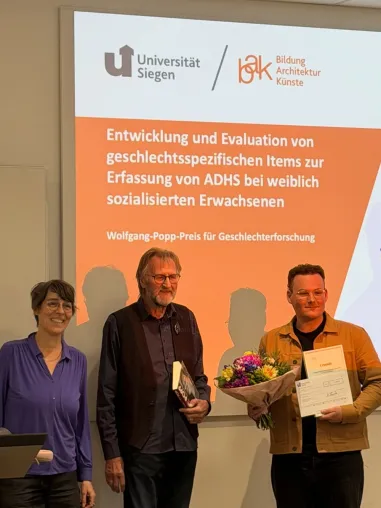 Bild: Wolfgang-Popp-Preis für Psychologie-Student Niklas Pütz 