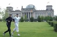 SJSW Berlin mit breitem Angebot: Sightjogging, Sightwalking, Stadtrundgänge, Businessjogging und Laufkurse Bild: SJSW Berlin mit breitem Angebot: Sightjogging, Sightwalking, Stadtrundgänge, Businessjogging und Laufkurse