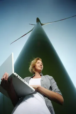 Bild: Berufsbegleitendes Fernstudium zum Energieinformatiker