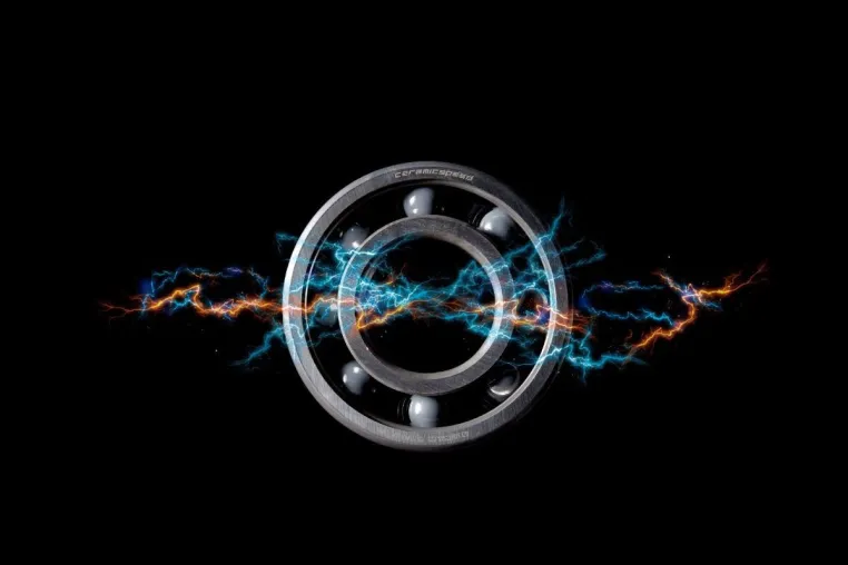 LUTZ ROGALLA GmbH und CeramicSpeed Bearings A/S besiegeln Zusammenarbeit Bild: LUTZ ROGALLA GmbH und CeramicSpeed Bearings A/S besiegeln Zusammenarbeit