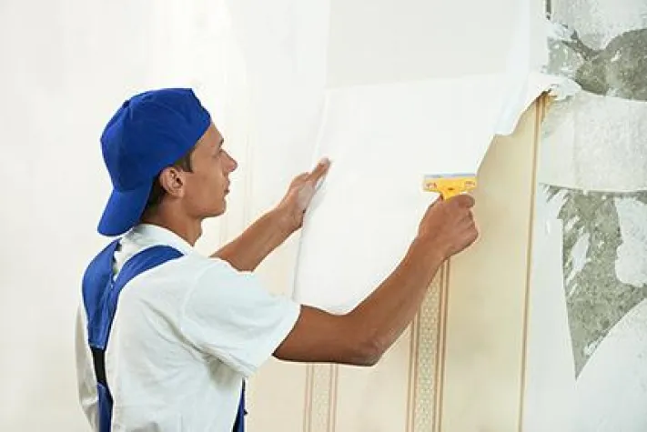 Bild: Renovierung oder Reinigung der alten Wohnung