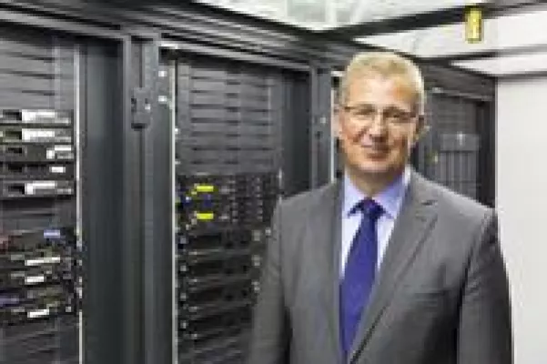 Bild: LogiMAT: Informationslogistiker führt Datentankstelle