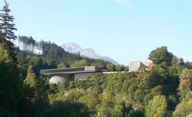 Bild: Gegründet auf Fels - goeCell dämmt Museum Bergisel