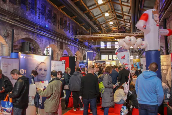 11. jobmesse lübeck am 14./15.03.2020 in der Kulturwerft Gollan Bild: 11. jobmesse lübeck am 14./15.03.2020 in der Kulturwerft Gollan