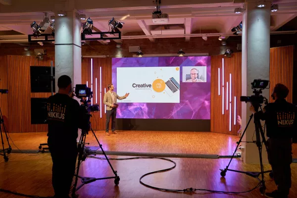 Bild: Der Spreespeicher wird zum Streaming Studio Berlin