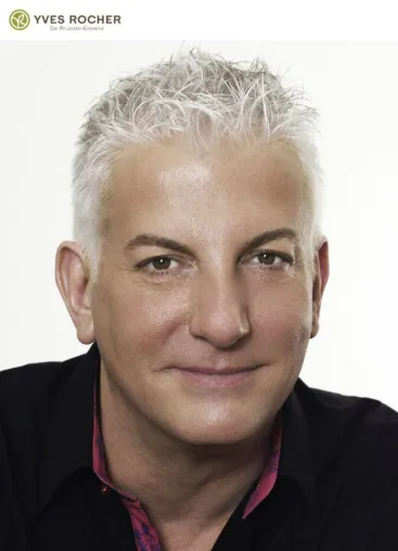 Bild: Star-Visagist Max Herlant für Yves Rocher