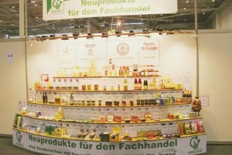 Bild: 137 neue Bioprodukte auf einer Pyramide