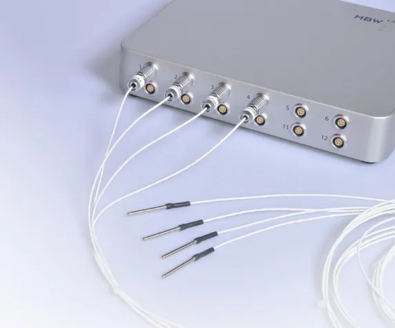 Bild: Hochpräzises und stabiles Mehrkanal-Thermometer !