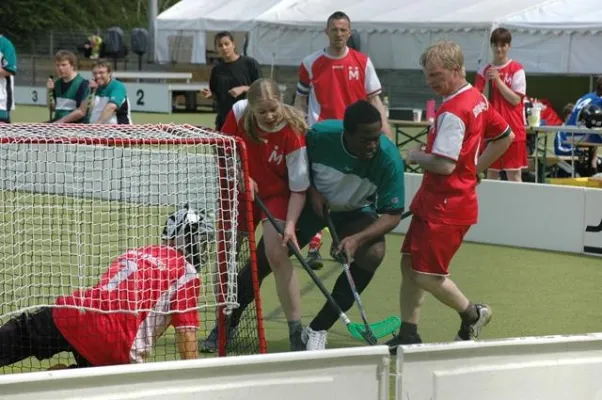 Bild: Ausschließlich Gewinner beim Sportfest „Treffsicher 2012“