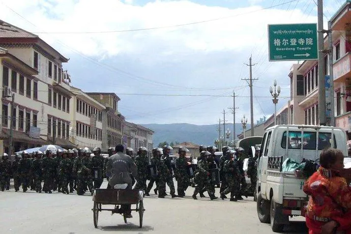 Bild: Kloster Kirti in Osttibet weiterhin unter Belagerung
