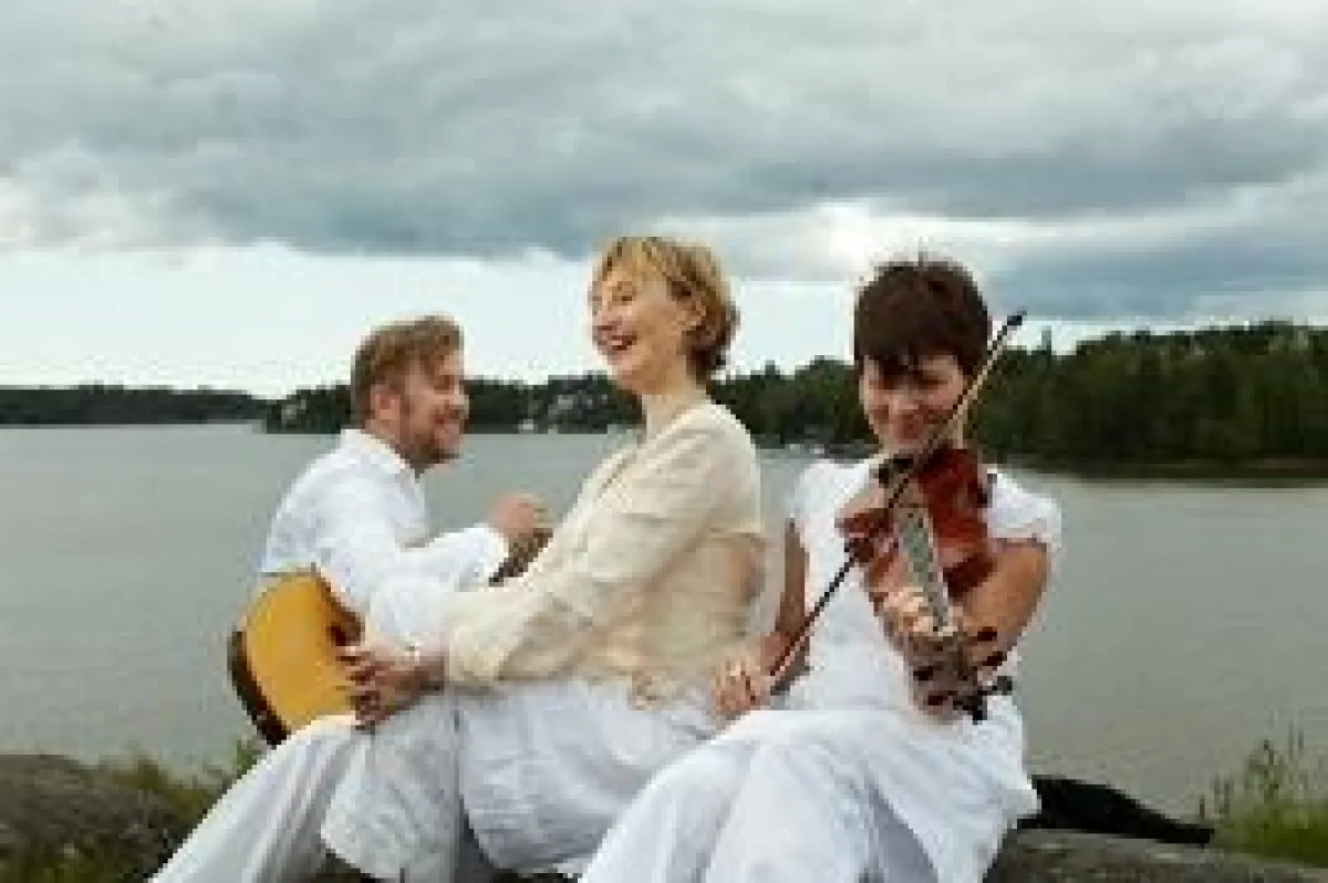 Folk-Trio SUO (c) Suo