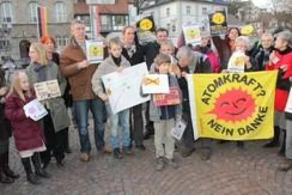 Bild: Bergisch Gladbach: Bürgerinnen und Bürger wollen den Atomausstieg