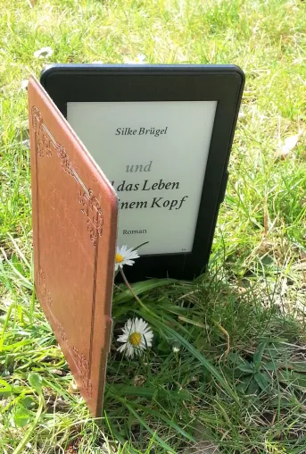 Bild: E-book des Romans „und All das Leben in deinem Kopf“ bei Kindle Unlimited