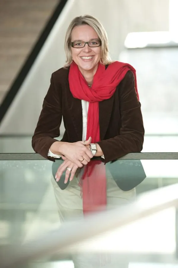 Nicole Beste-Fopma hat den Spagat zwischen Beruf und Familie geschafft und teilt in ihrem Online-Mag