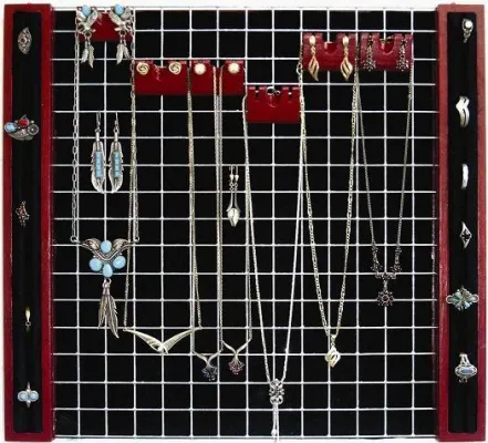 Bild: Eine kleine Erfindung sorgt für Ordnung im Schmuckkästchen