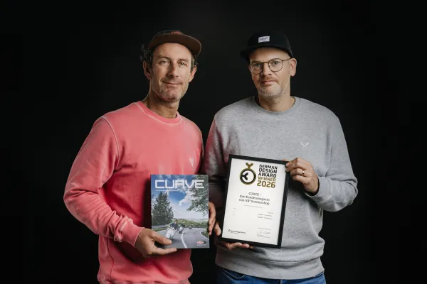 Bild: SIP Scootershop gewinnt German Design Award 2026 für Kundenmagazin CURVE