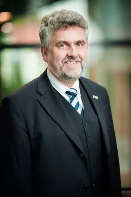 Bild: Rektor Willingmann mit überragender Mehrheit in dritte Amtszeit an der Hochschule Harz gewählt