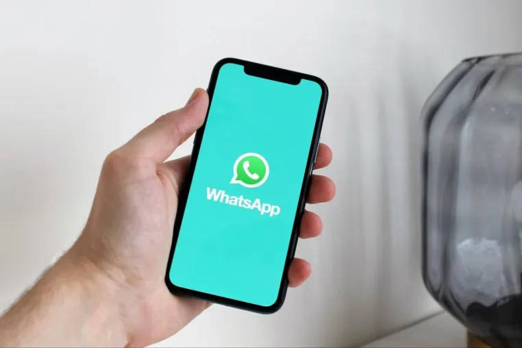 Bild: Esendex - Omnichannel-Präsenz: WhatsApp - übersehen von der Geschäftswelt