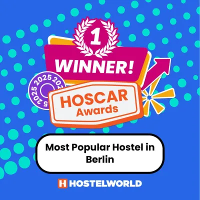 Bild: Das EastSeven Hostel Berlin wurde von Hostelworld mit vier renommierten HOSCAR Awards ausgezeichnet.
