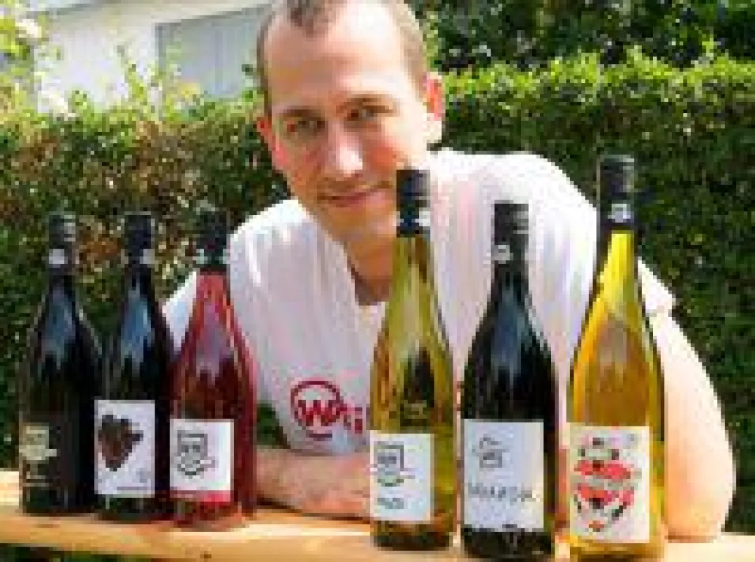 WEiNDOTCOM Weinversand Gründer Florian Janek präsentiert das neue Weingut Nett aus dem Pfälzischen Duttweiler