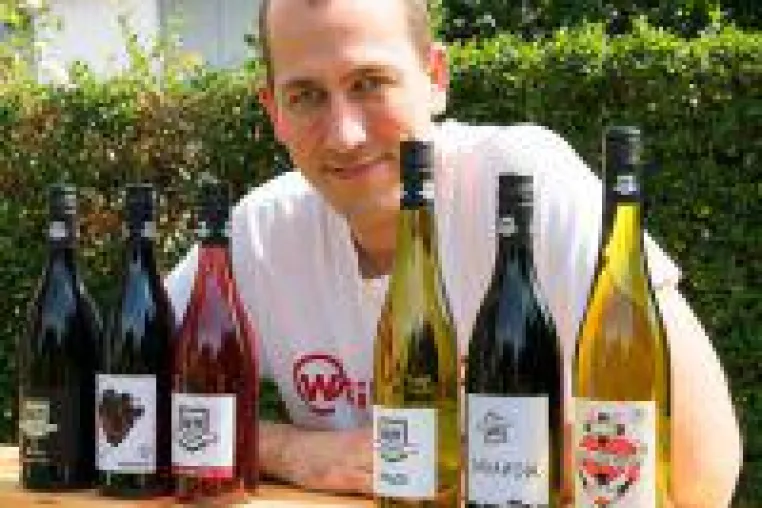 WEiNDOTCOM Weinversand erweitert mit Weingut Bergdolt-Reif & Nett das Sortiment um weiteres Spitzenweingu Bild: WEiNDOTCOM Weinversand erweitert mit Weingut Bergdolt-Reif & Nett das Sortiment um weiteres Spitzenweingu
