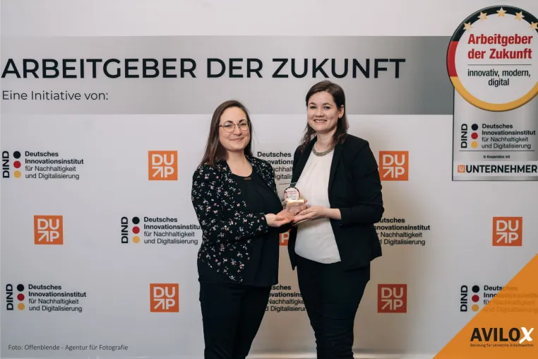 AviloX ist Arbeitgeber der Zukunft und startet mit der AviloX Akademie ein eigenes Weiterbildungsformat Bild: AviloX ist Arbeitgeber der Zukunft und startet mit der AviloX Akademie ein eigenes Weiterbildungsformat