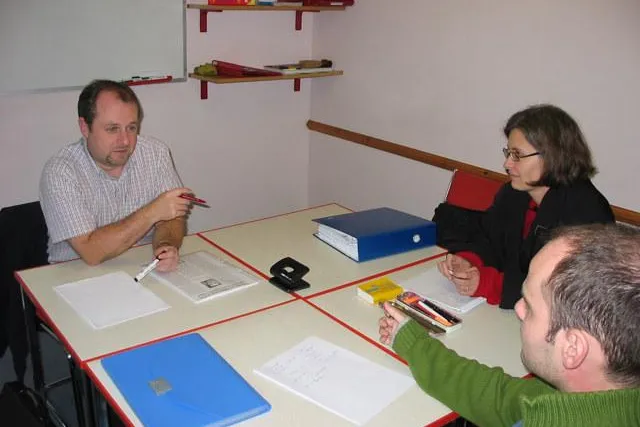 Bild: 2007 auch Sprachreisen für junge Erwachsene: Club 18/25