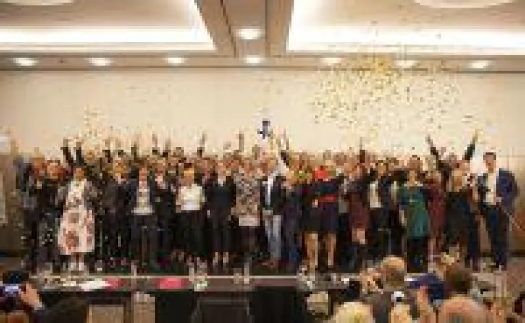 Wolfgang Bönisch jetzt Speaker mit Weltrekord Bild: Wolfgang Bönisch jetzt Speaker mit Weltrekord