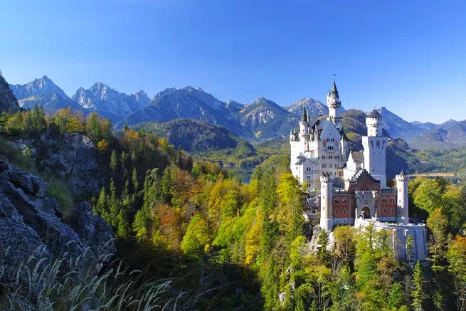 Schwangau wartet erstmalig mit historischen Wandertouren und Spaziergängen auf den Spuren König Ludwig II. auf Bild: Schwangau wartet erstmalig mit historischen Wandertouren und Spaziergängen auf den Spuren König Ludwig II. auf