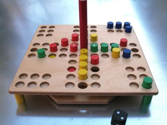 Bild: Spielereihe Generationenspiele bekommt Zuwachs: Neuerscheinung DIE RÄUBERLEITER auf der Spielwarenmesse