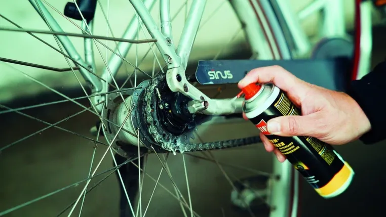 Das Schweigen der Kette – Warum gepflegte Bikes messbar länger halten Bild: Das Schweigen der Kette – Warum gepflegte Bikes messbar länger halten