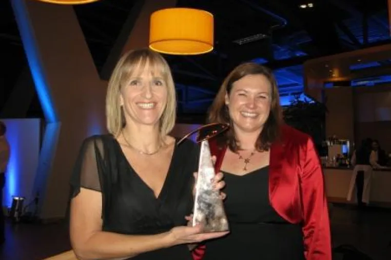 Intrepid Travel erhält EcoTrophea des Deutschen ReiseVerbands Bild: Intrepid Travel erhält EcoTrophea des Deutschen ReiseVerbands