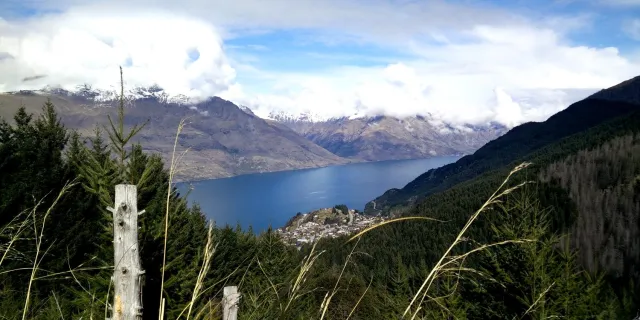 Bild: Schüleraustausch Neuseeland: 10 Punkte zu den Erfahrungen von Phillip in Gastfamilie und High School