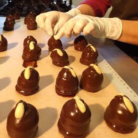 Weihnachtsstimmung im August: Lebkuchen-Backstart im Fichtelgebirge Bild: Weihnachtsstimmung im August: Lebkuchen-Backstart im Fichtelgebirge