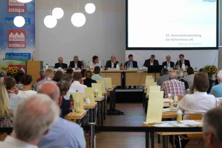 92. Generalversammlung in Oberursel: Ganzheitliche Gesundheit ist Trumpf bei Produkten und Beratung Bild: 92. Generalversammlung in Oberursel: Ganzheitliche Gesundheit ist Trumpf bei Produkten und Beratung