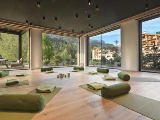 Bild: Die neue fitnessZEIT „Fit in den Frühling“ im Naturhotel Forsthofgut