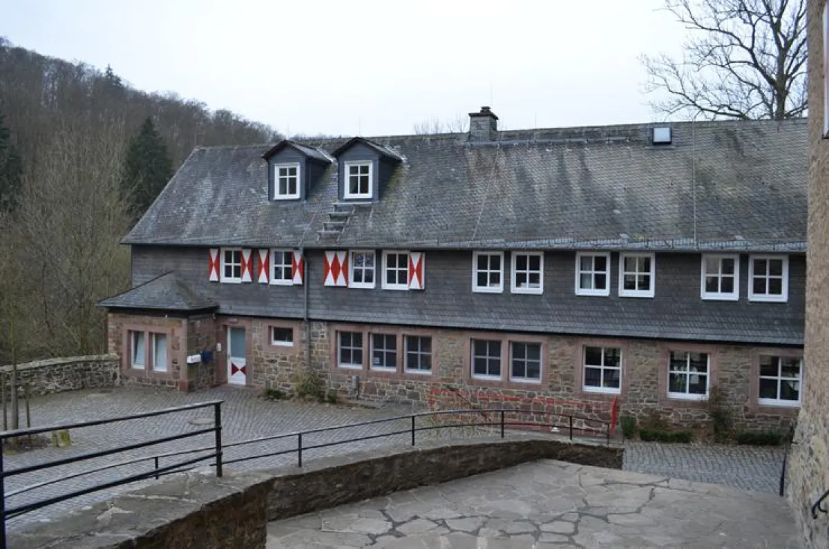 Äußerer Burhof Hessenstein von Ulrich Hacke