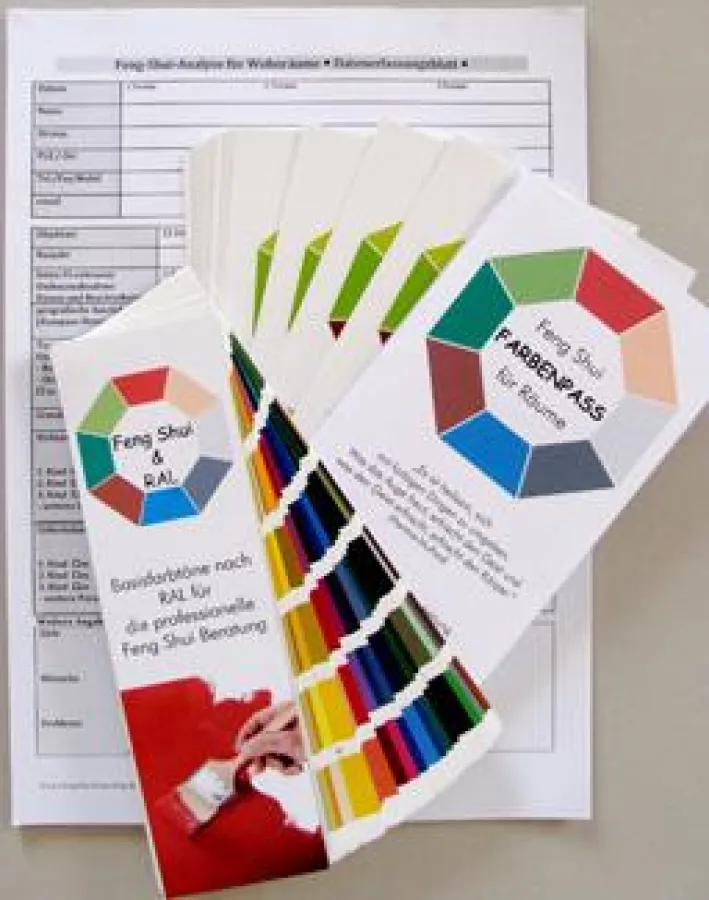 Feng Shui Farbfächer und Farbenpass