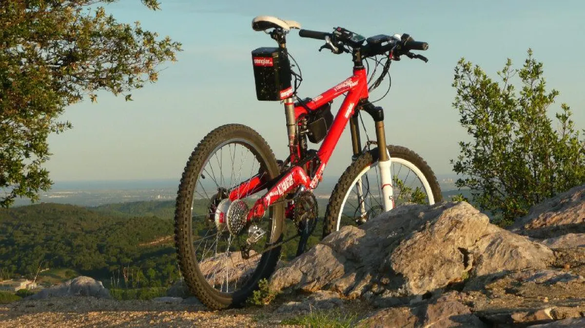 Umgerüstetes Fahrrad mit Senglarantrieb