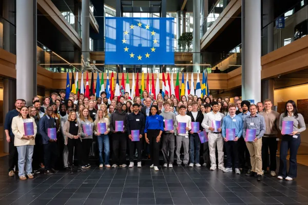 Bild: Übergabe der Europass-Zertifikate im Europäischen Parlament in Straßburg