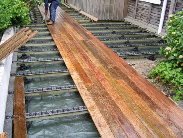 Bild: Messe Mir 2008 - Terrassendielen ohne Schrauben