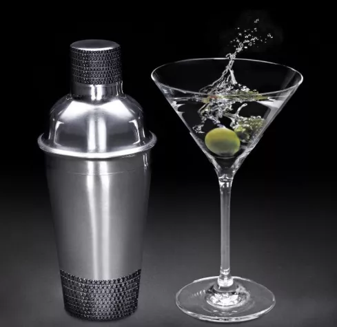 Bild: Diamantbesetztes Martini-Set zum Filmstart von James Bond 007 Spectre