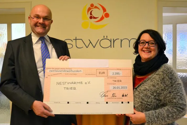 Bild: Deutsche Telekom Accounting GmbH, Bonn, spendet 2.200 Euro