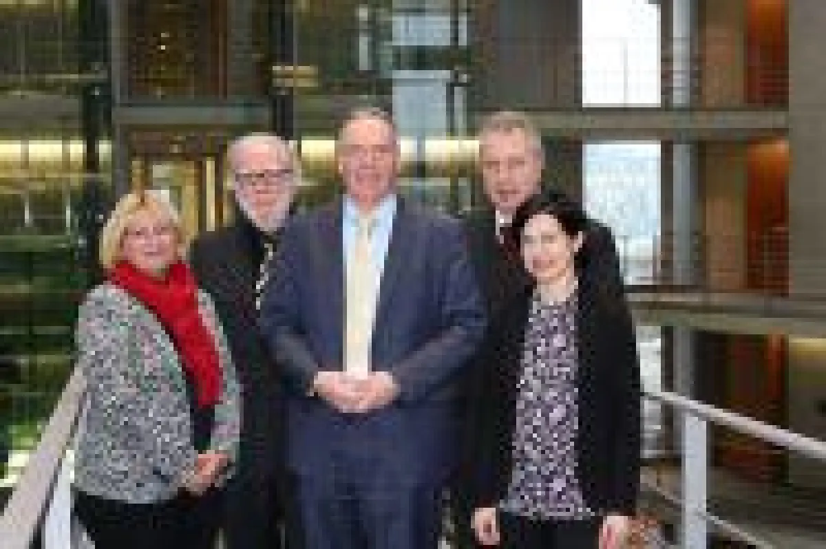 U. Zeller (ZBI), W. Grunau (ZBI), A. Steier (MdB), H. Leymann (IfKom), D. Blume (IfKom)